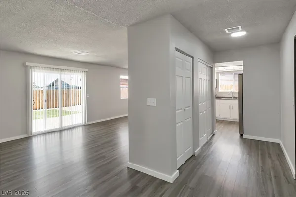 $1,695 | 4868 Primavera Street, Las Vegas, NV 89122