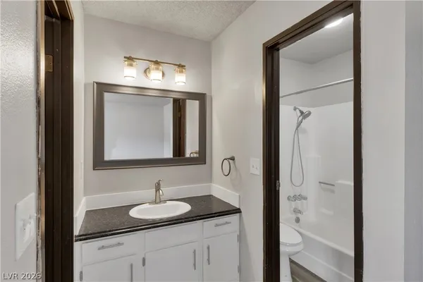 $1,695 | 4868 Primavera Street, Las Vegas, NV 89122