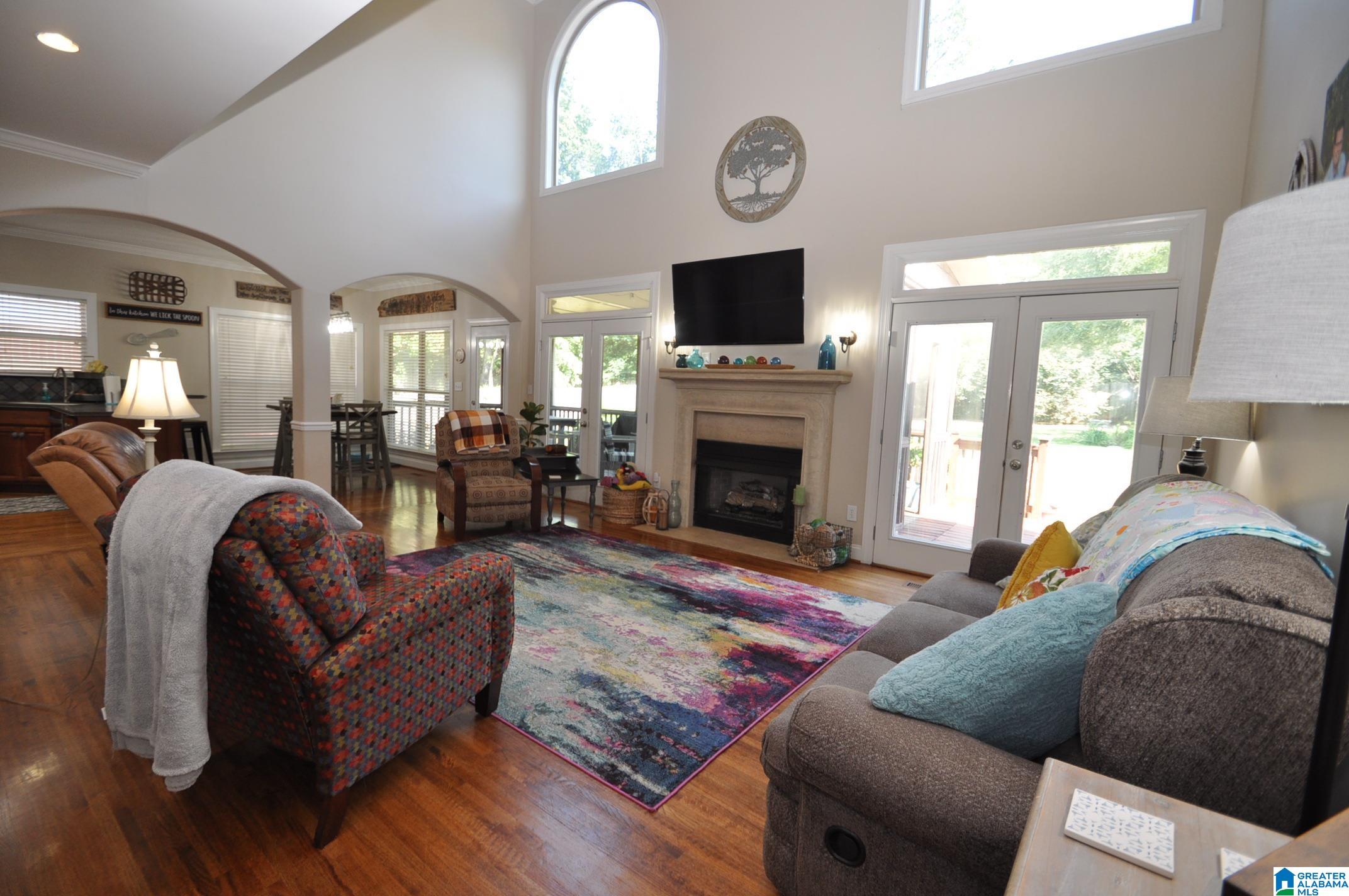 212 Grande View Circle Alabaster, AL 35114 - Photo 2 of 16
