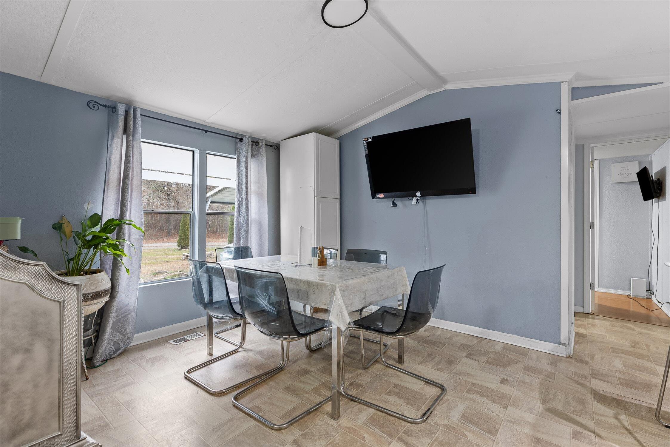 984 Davenport Road Southwest Dalton, GA 30721 - Photo 14 of 34 23-Davenport-23