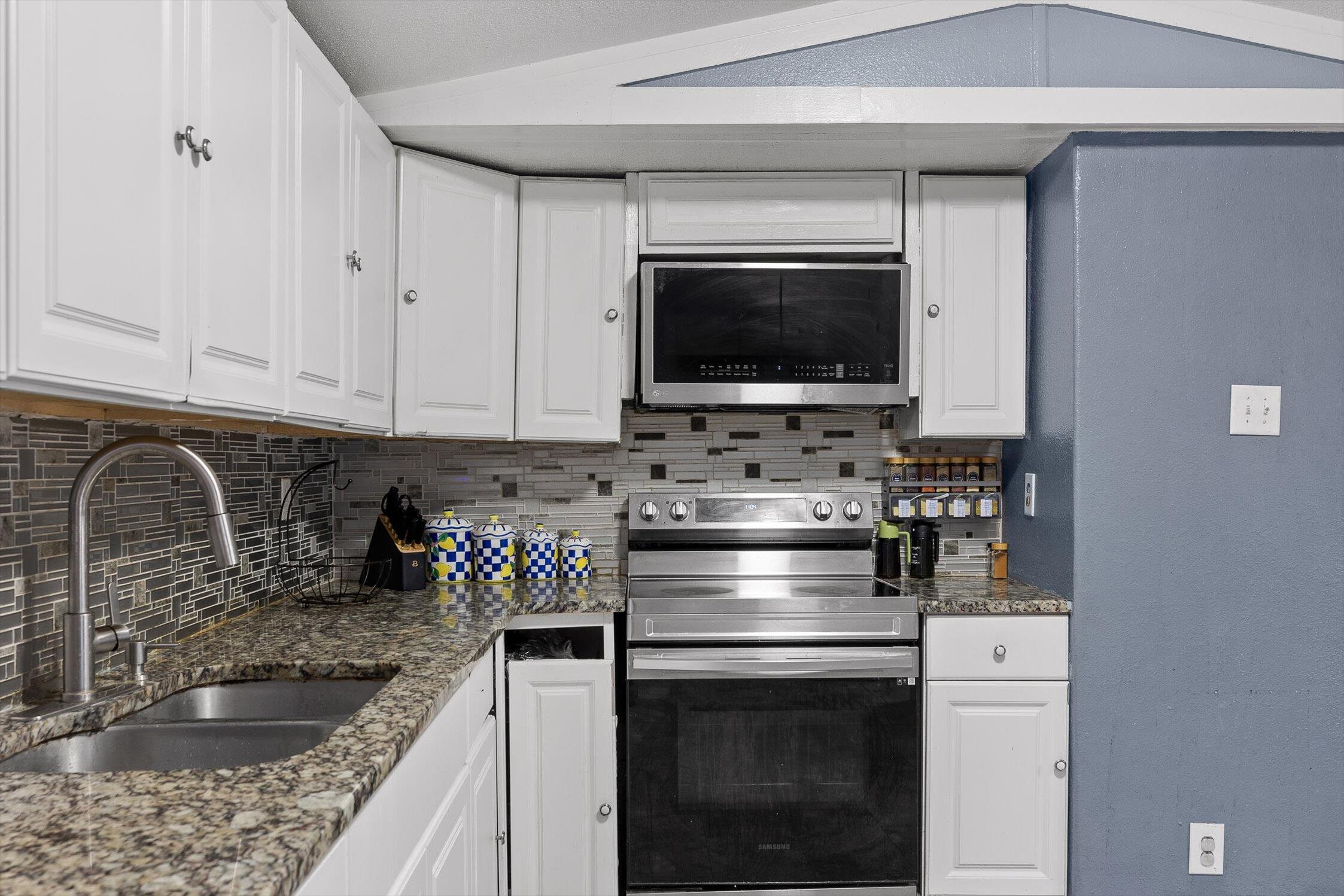 984 Davenport Road Southwest Dalton, GA 30721 - Photo 15 of 34 25-Davenport-25