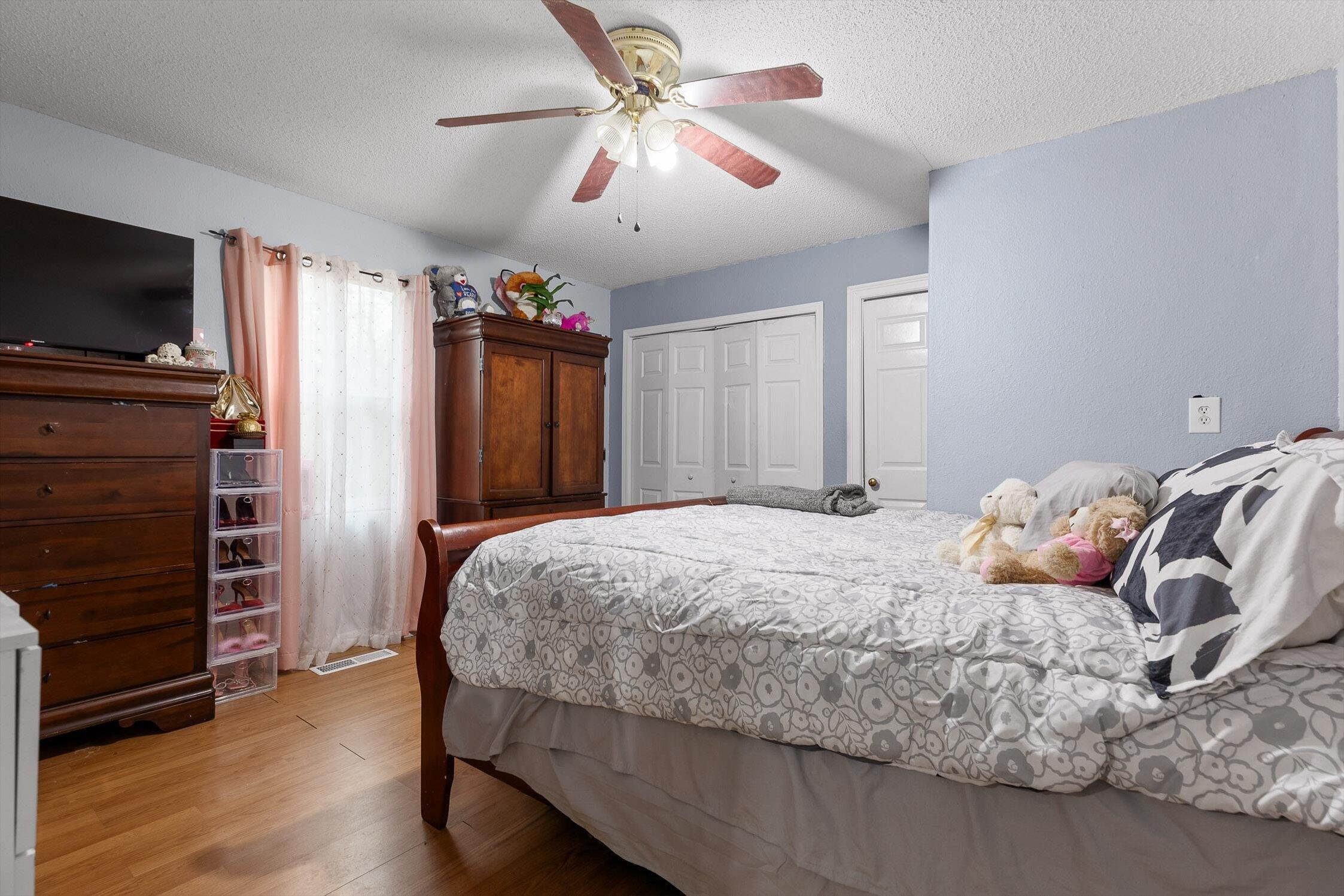 984 Davenport Road Southwest Dalton, GA 30721 - Photo 9 of 34 18-Davenport-18