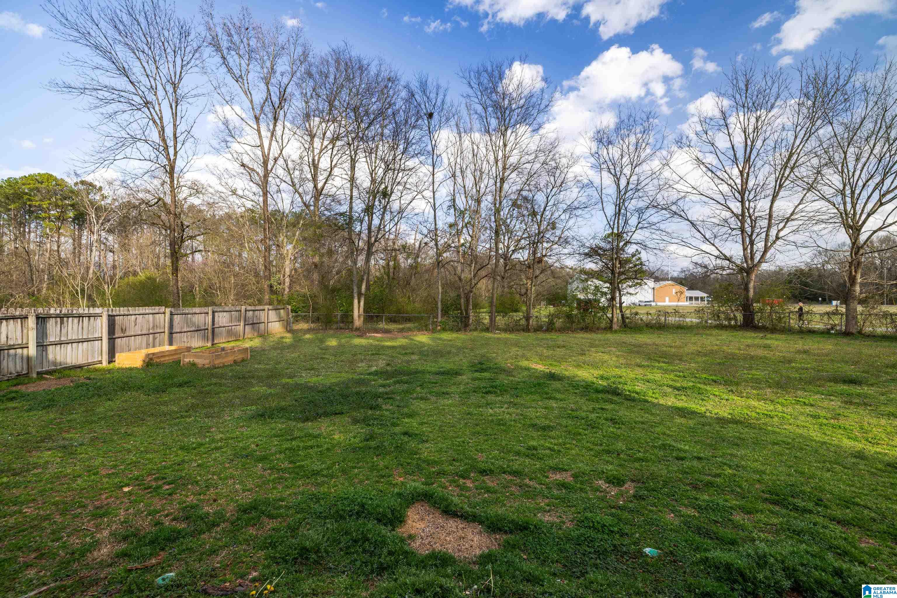 203 7th Street Northwest Alabaster, AL 35007 - Photo 4 of 28