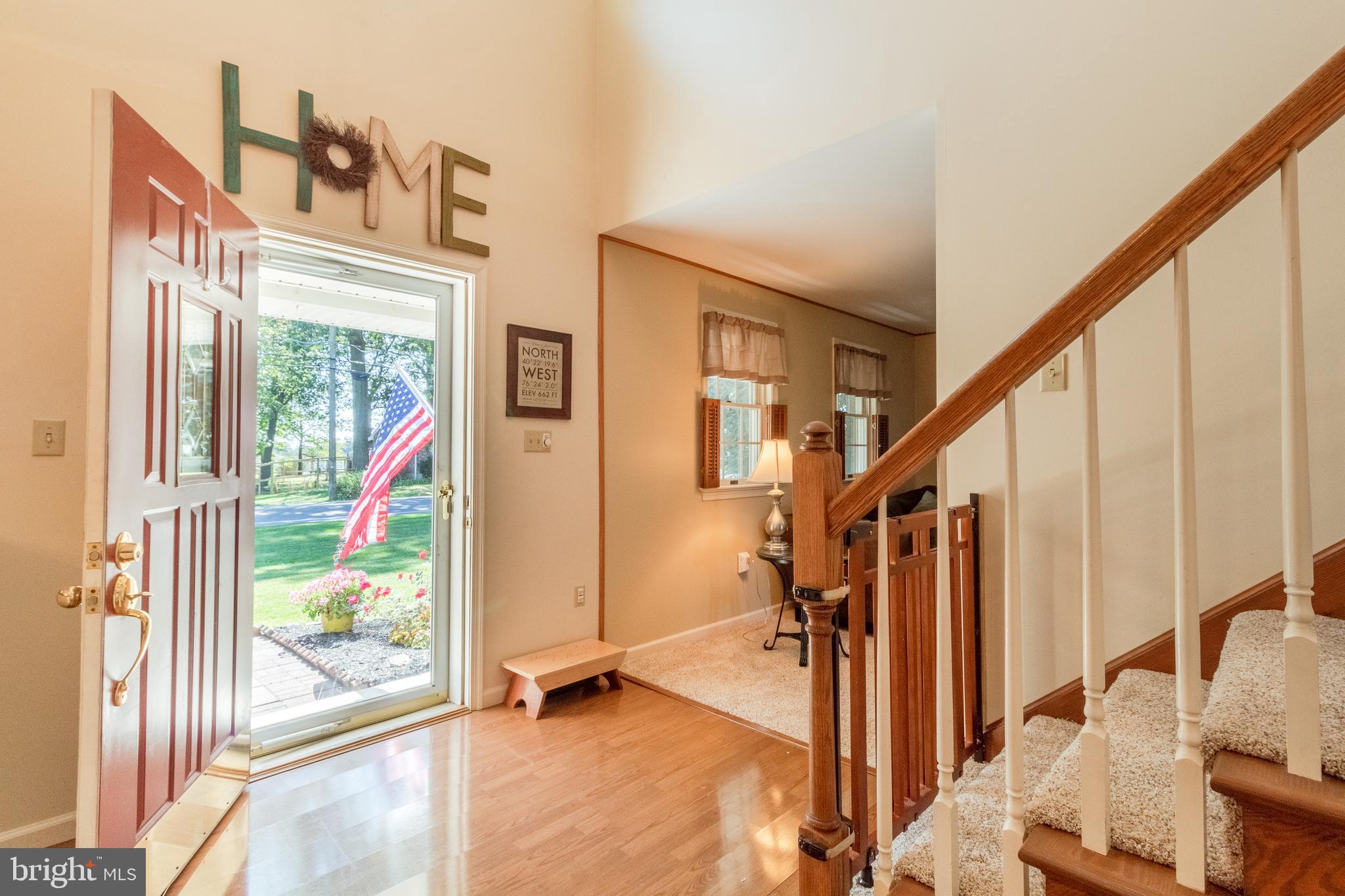 867 Kimmerlings Road Lebanon, PA 17046 - Photo 5 of 41 Foyer