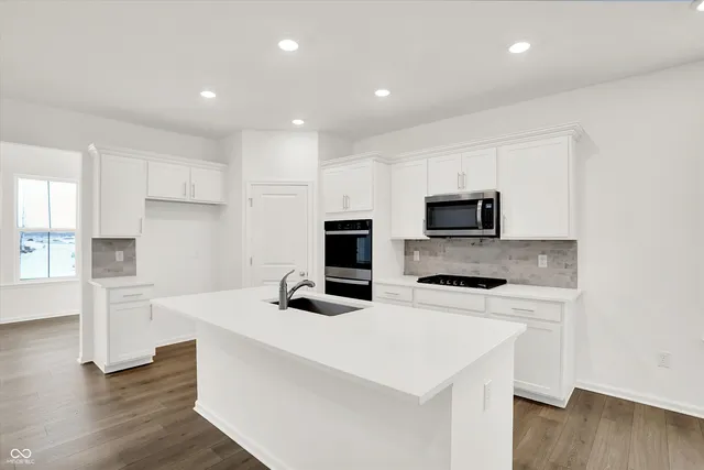 $394,990 | 18462 Depoe Lane, Westfield, IN 46074