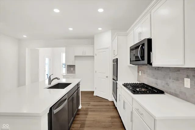 $394,990 | 18462 Depoe Lane, Westfield, IN 46074