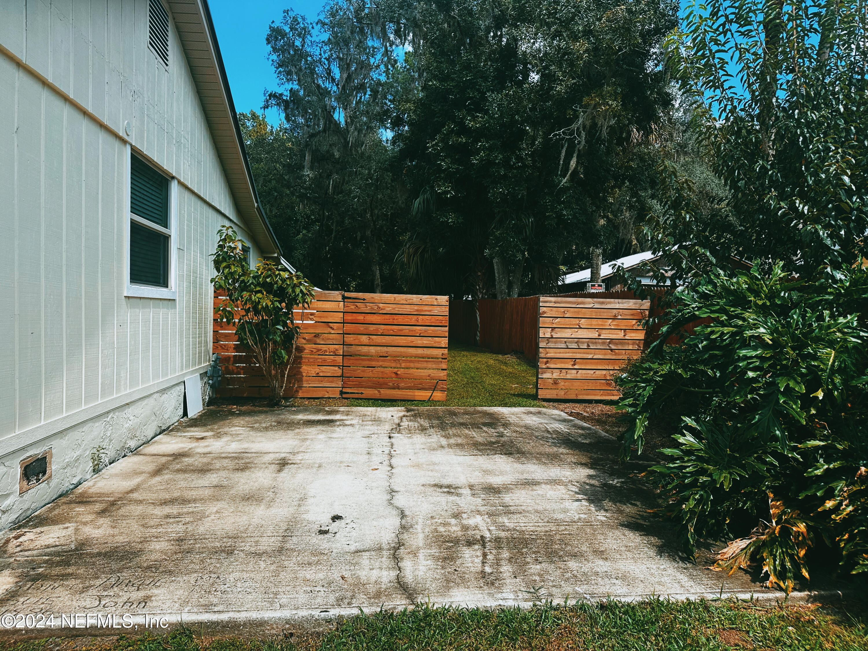 112 Browns Road San Mateo, FL 32187 - Photo 22 of 25 0F3CF451-E3FF-4320-AED9-FA4537EA7106