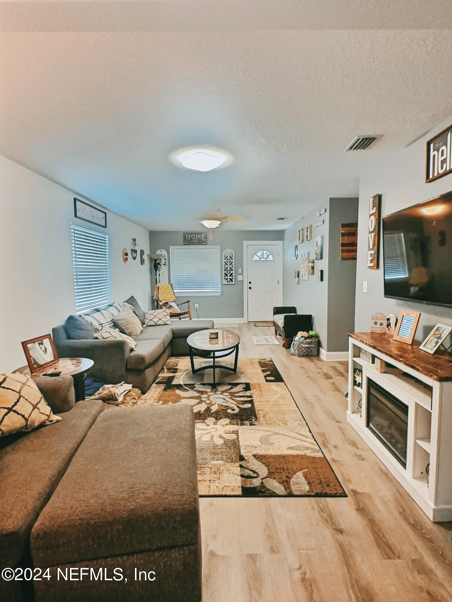 112 Browns Road San Mateo, FL 32187 - Photo 8 of 25 C10EE794-08D3-475A-812A-2C9B58D0B85C