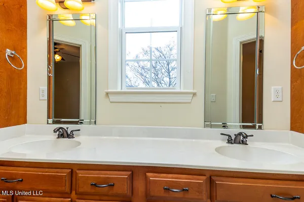 $365,000 | 11 Nelson Drive, Holly Springs, MS 38635