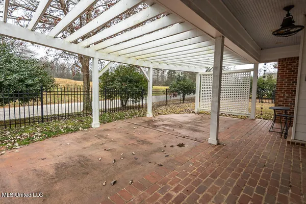 $365,000 | 11 Nelson Drive, Holly Springs, MS 38635