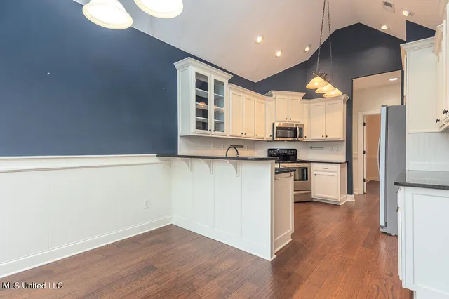 $365,000 | 11 Nelson Drive, Holly Springs, MS 38635