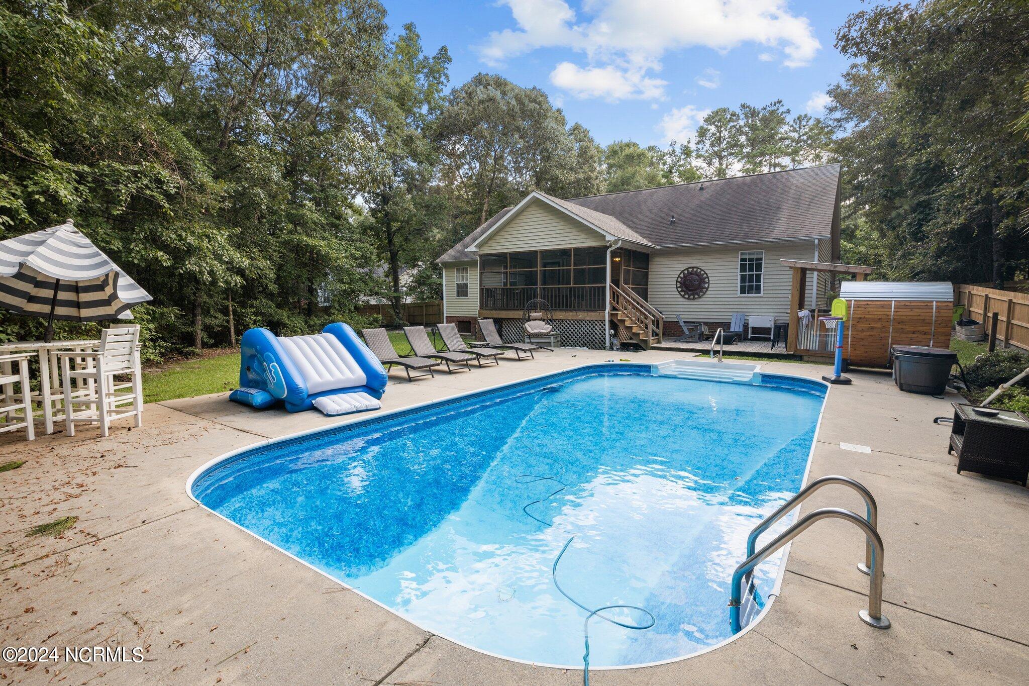 2129 Perrytown Loop Road New Bern, NC 28562 - Photo 40 of 52 Back