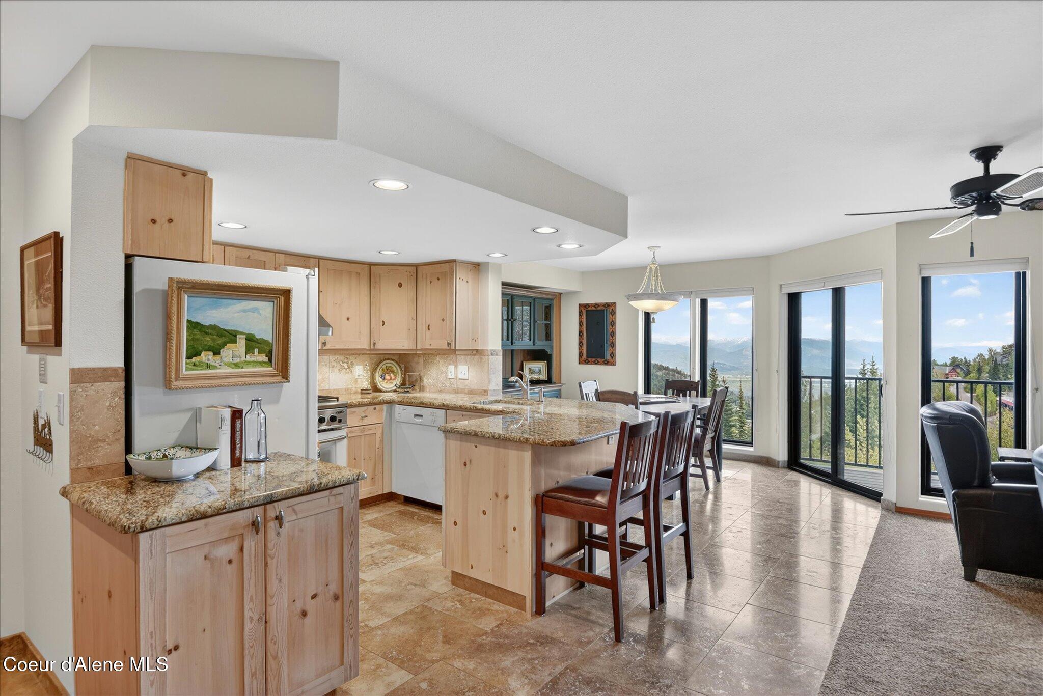 155 Crystal Springs Road, Unit 401 Sandpoint, ID 83864 - Photo 18 of 39 30-126041835