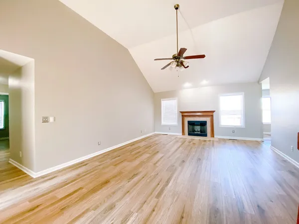 $2,075 | 2781 Cascade Drive, Clarksville, TN 37042