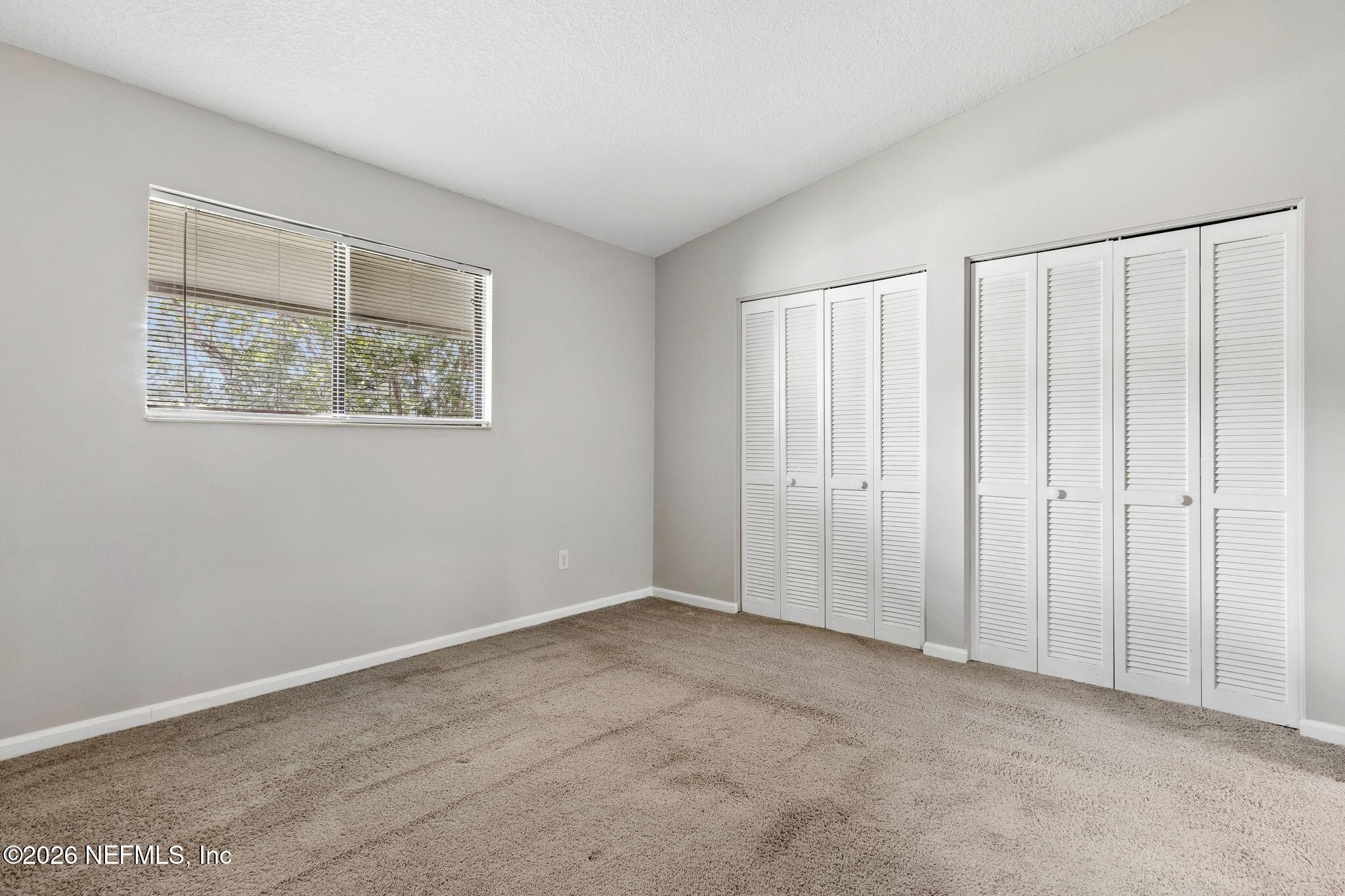 3801 Crown Point Road, Unit 1184 Jacksonville, FL 32257 - Photo 19 of 35 Primary Bedroom