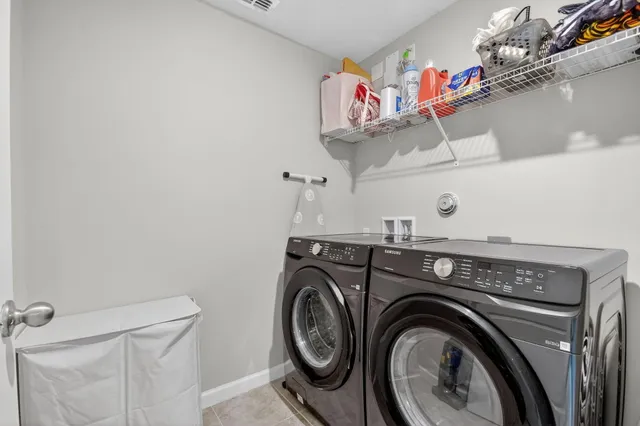 $410,000 | 5649 Mentmore Drive, West Palm Beach, FL 33407