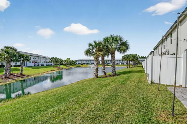 $410,000 | 5649 Mentmore Drive, West Palm Beach, FL 33407