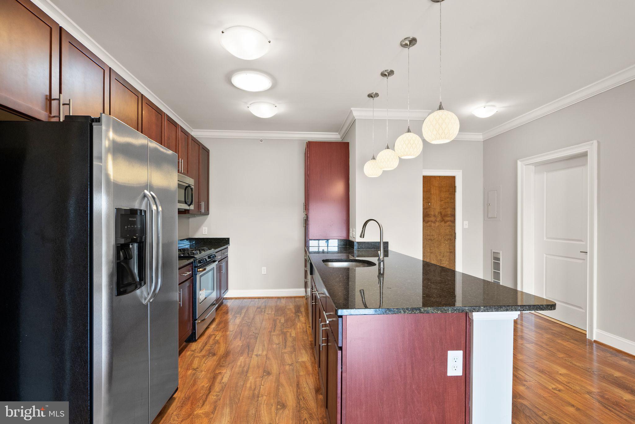 6301 Edsall Road, Unit 619 Alexandria, VA 22312 - Photo 12 of 53