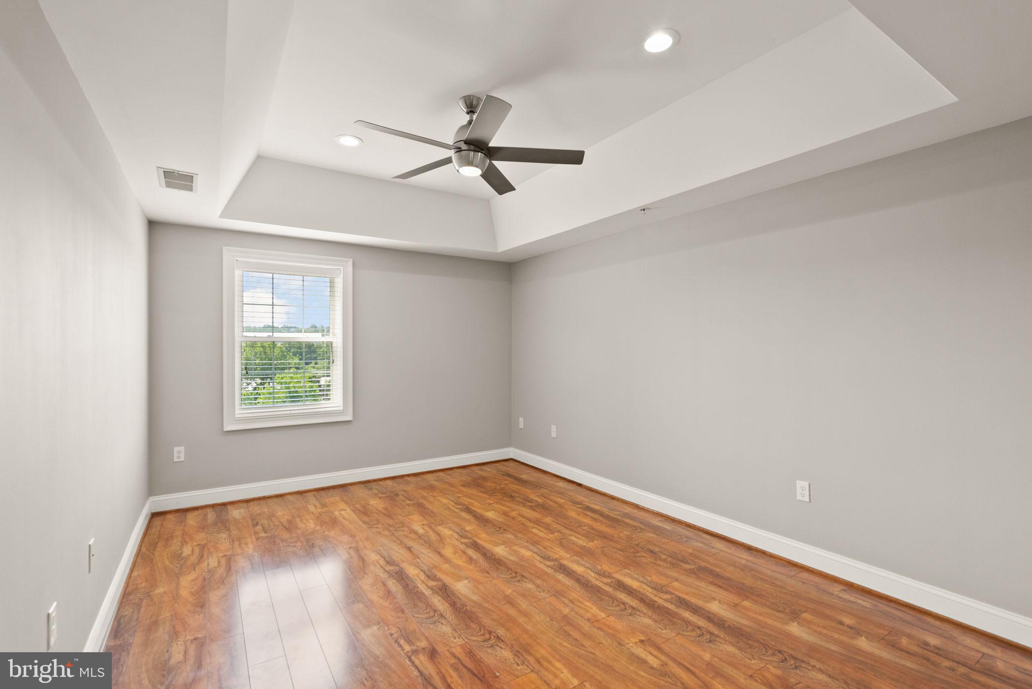 6301 Edsall Road, Unit 619 Alexandria, VA 22312 - Photo 28 of 53 Primary bedroom