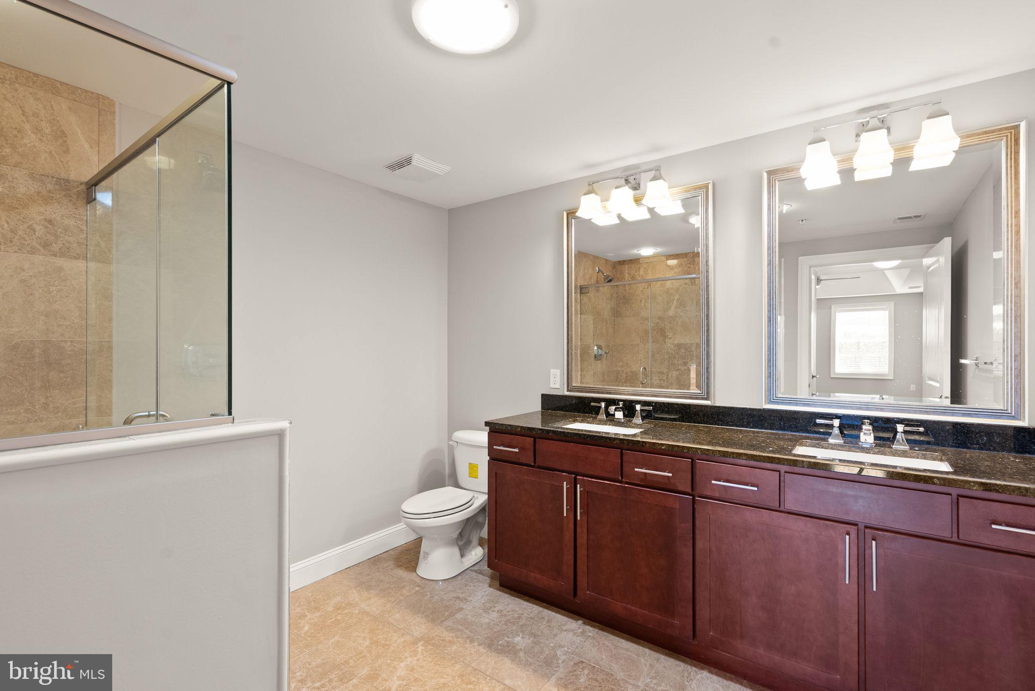 6301 Edsall Road, Unit 619 Alexandria, VA 22312 - Photo 31 of 53 A huge primary en suite bathroom