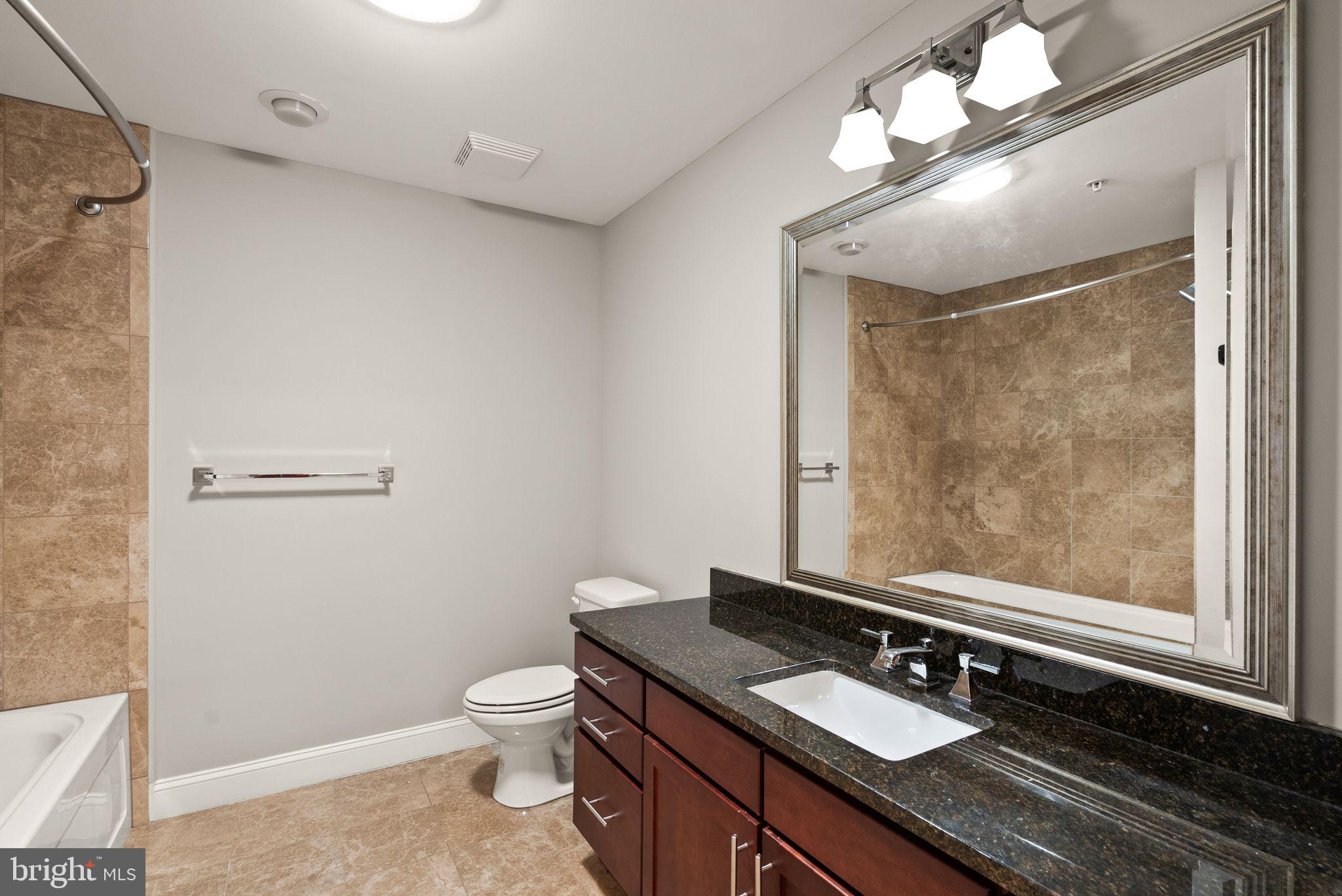 6301 Edsall Road, Unit 619 Alexandria, VA 22312 - Photo 41 of 53 Bathroom 2