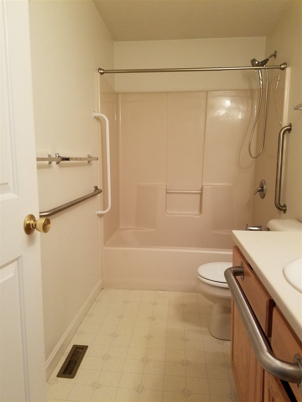36 Long Hill Road, Unit 36 Peterborough, NH 03458 - Photo 7 of 9 Gallery Image 7