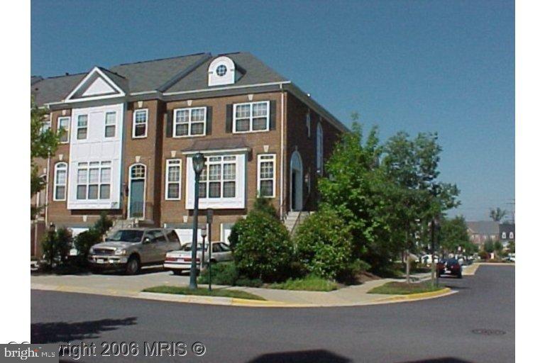 1880 Crescent Park Drive Reston, VA 20190 - Photo 1 of 2 Exterior (Main)