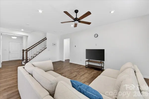 $580,000 | 11119 Glasden Road, Charlotte, NC 28278