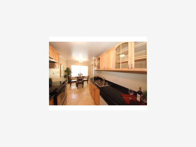 100 East Middlefield Road, Unit 6C Mountain View, CA 94043 - Photo 3 of 9 Gallery Image 3