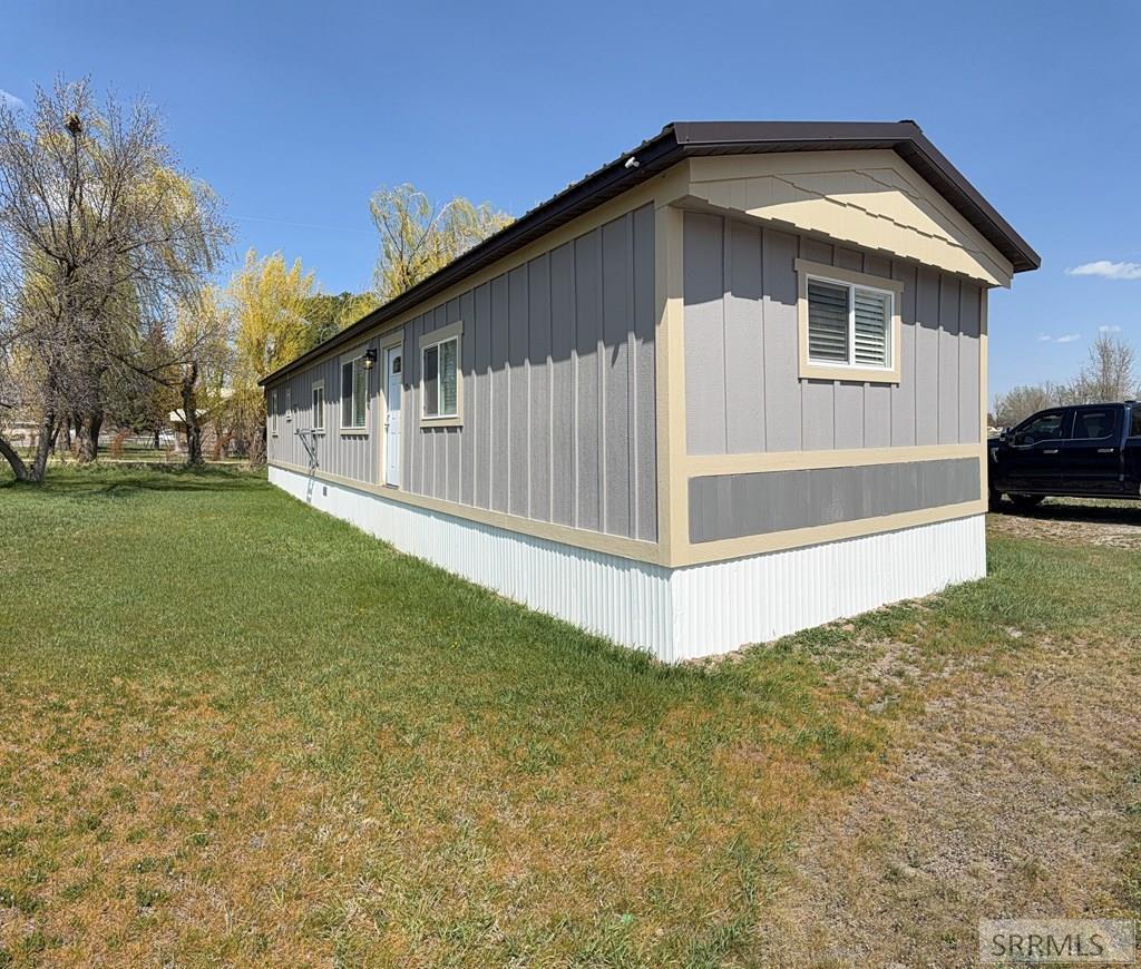 35 Riverside Road South Blackfoot, ID 83221 - Photo 1 of 1 Main View