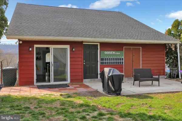 $239,900 | 1506 Mt Hope Avenue, Pottsville, PA 17901
