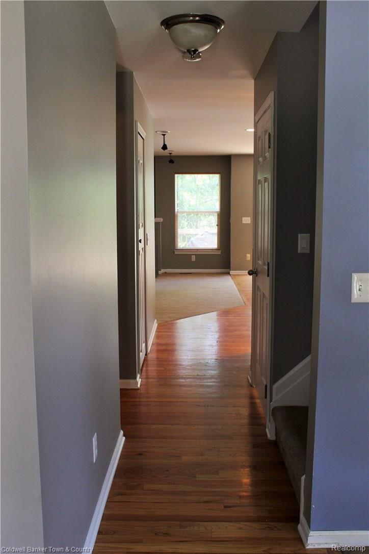 1417 Remsing Street Hartland, MI 48353 - Photo 10 of 36 2018-07-11 12.40