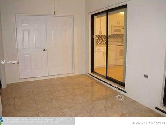 519 Racquet Club Road, Unit 52 Weston, FL 33326 - Photo 14 of 24