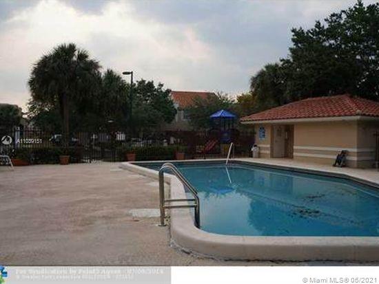 519 Racquet Club Road, Unit 52 Weston, FL 33326 - Photo 23 of 24