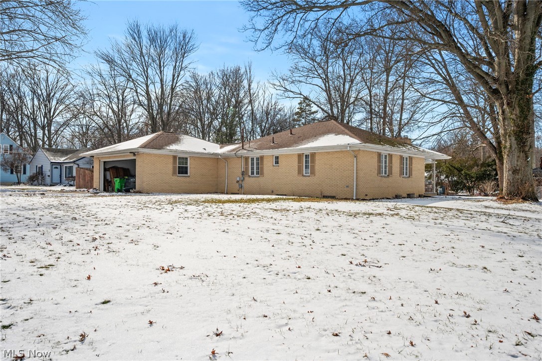 32249 Lake Road Avon Lake, OH 44012 - Photo 40 of 48