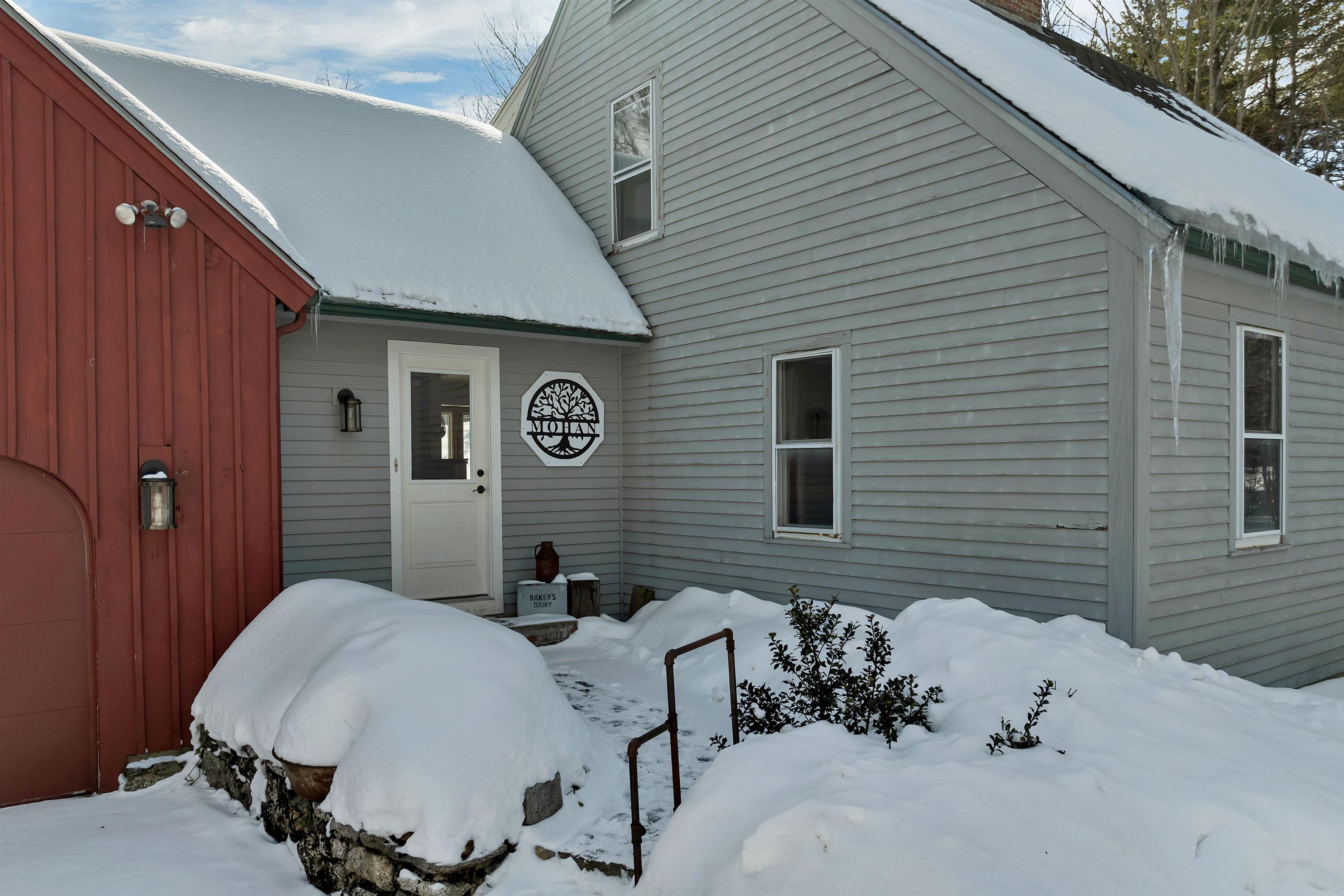 11 Birch Ledge Road Meredith, NH 03253 - Photo 2 of 60