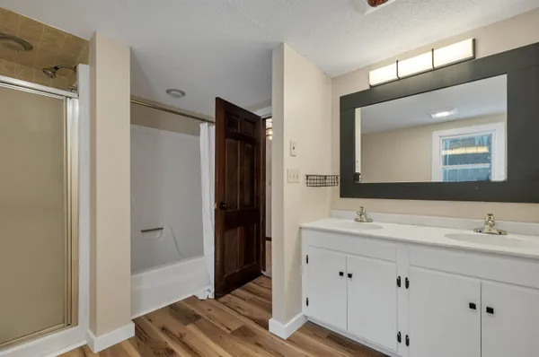 $569,000 | 11 Birch Ledge Road, Meredith, NH 03253