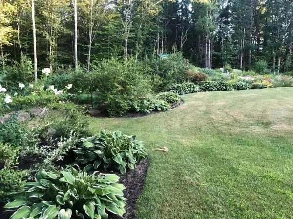 $569,000 | 11 Birch Ledge Road, Meredith, NH 03253