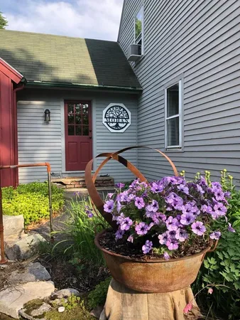 $569,000 | 11 Birch Ledge Road, Meredith, NH 03253