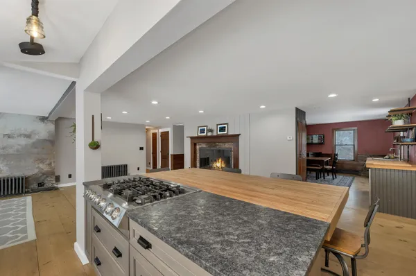 $569,000 | 11 Birch Ledge Road, Meredith, NH 03253