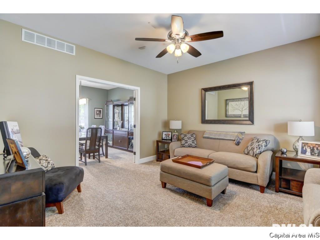 2521 Streamwood Road Springfield, IL 62711 - Photo 13 of 34