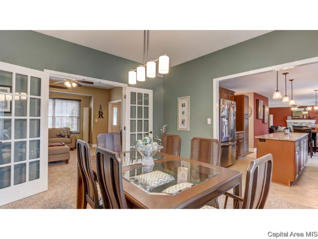 2521 Streamwood Road Springfield, IL 62711 - Photo 14 of 34