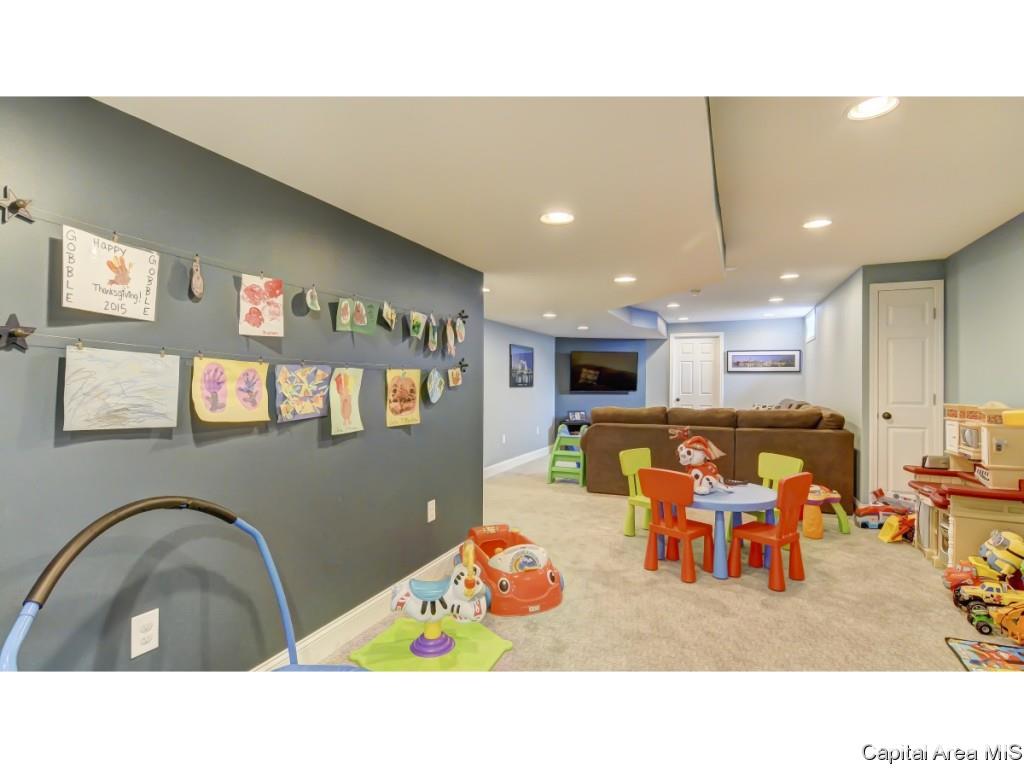 2521 Streamwood Road Springfield, IL 62711 - Photo 22 of 34