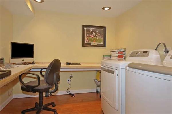 47 Jarr Brook Road Holliston, MA 01746 - Photo 15 of 19