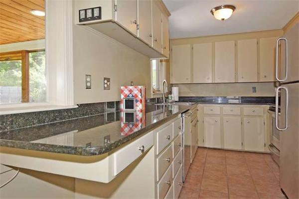 47 Jarr Brook Road Holliston, MA 01746 - Photo 4 of 19