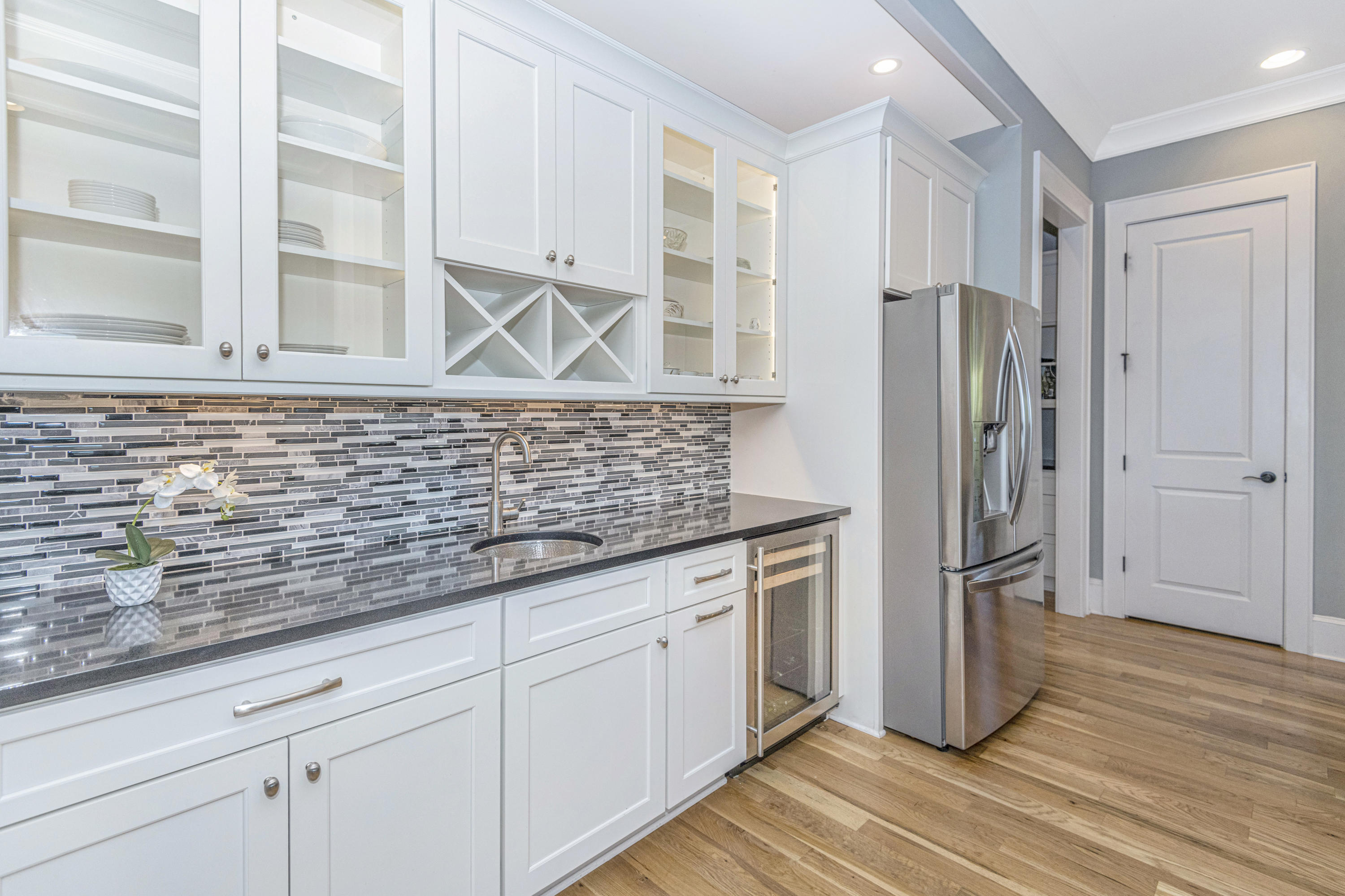 1513 Red Drum Road Mount Pleasant, SC 29466 - Photo 5 of 43 1513RedDrum08