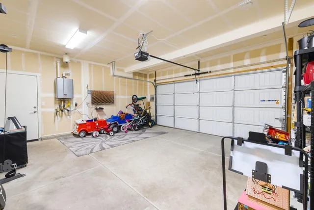 $584,000 | 18 Seasmoke Place, Elk Grove, CA 95758