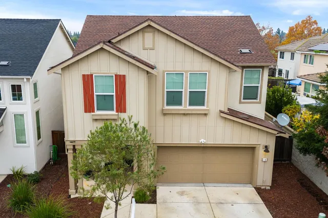 $584,000 | 18 Seasmoke Place, Elk Grove, CA 95758