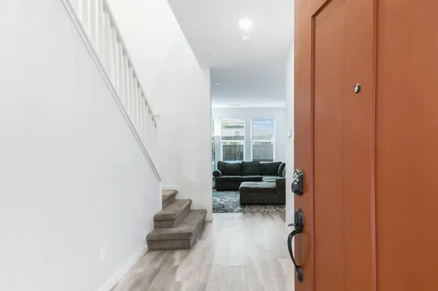 $584,000 | 18 Seasmoke Place, Elk Grove, CA 95758