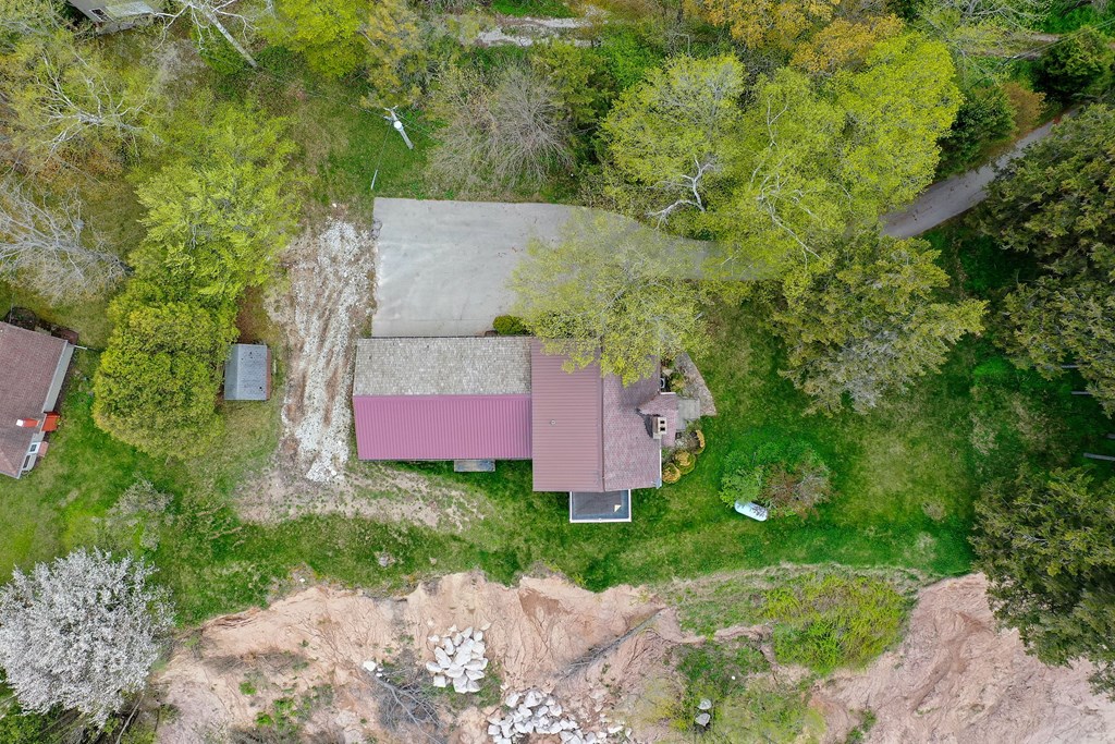 2890 North Lakeshore Road Kewaunee, WI 54216 - Photo 30 of 39